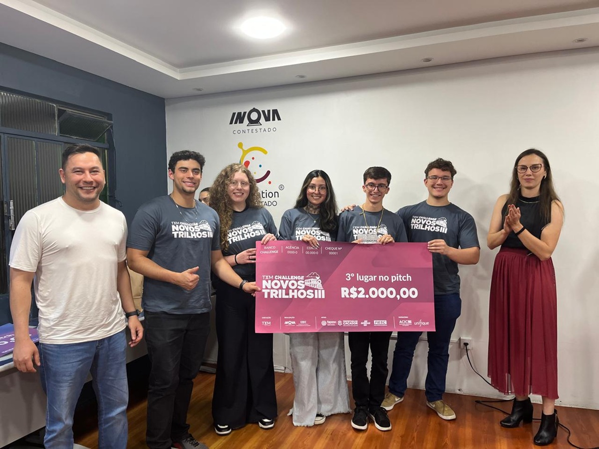 Equipe Mentores da Mudança ficou com o  terceiro lugar no TXM Challenge Novos Trilhos III
