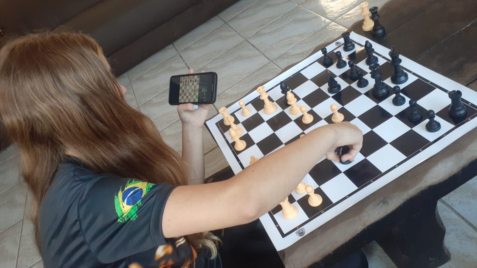 Rotina de preparação da jovem atleta inclui análise de partidas, exercícios com aplicativos, treinos on-line e duelos com amigos. Foto Acervo: pessoal