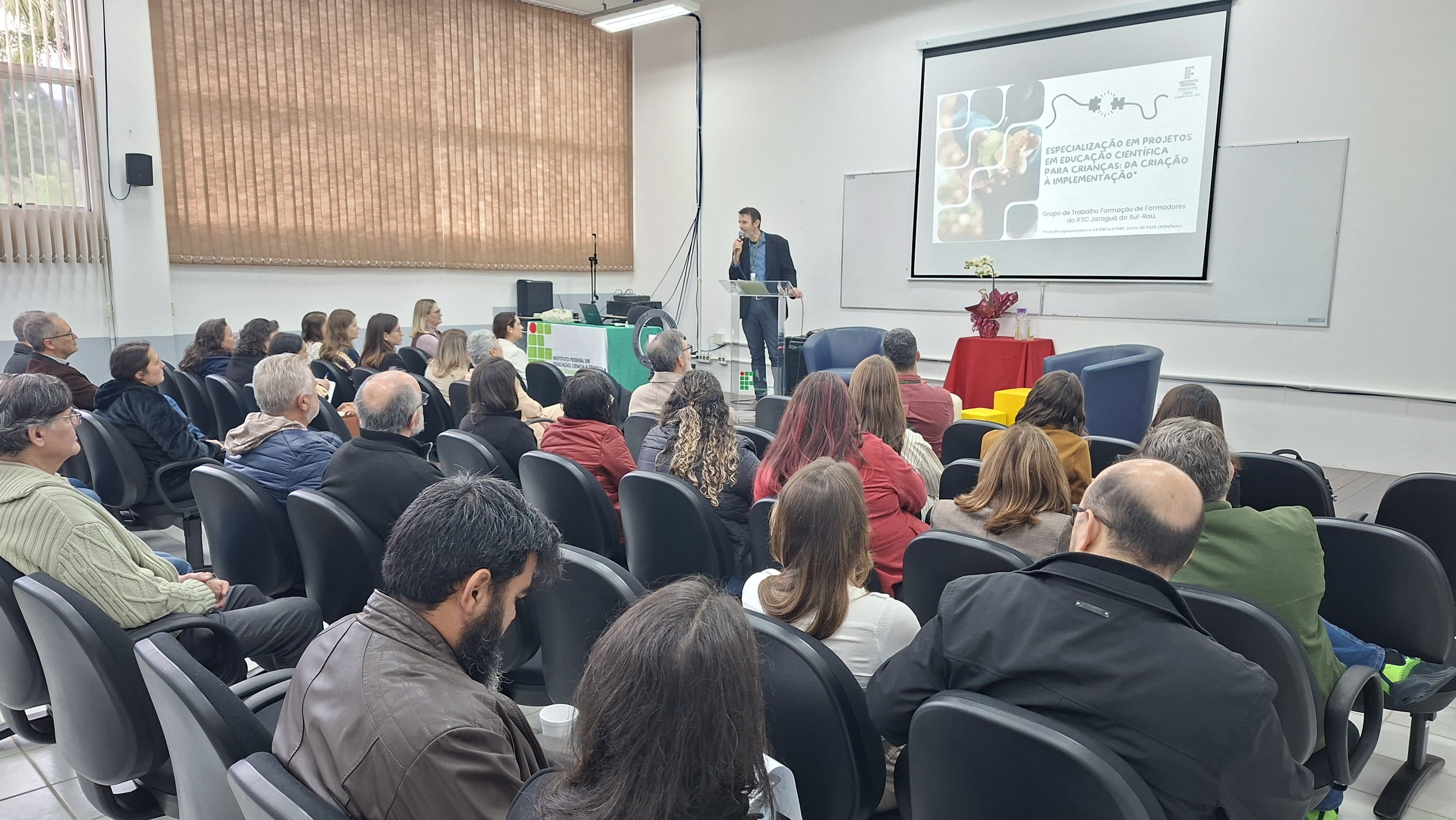 Abertura do evento realizada pelo diretor-geral do câmpus, Gerson Ulbricht.