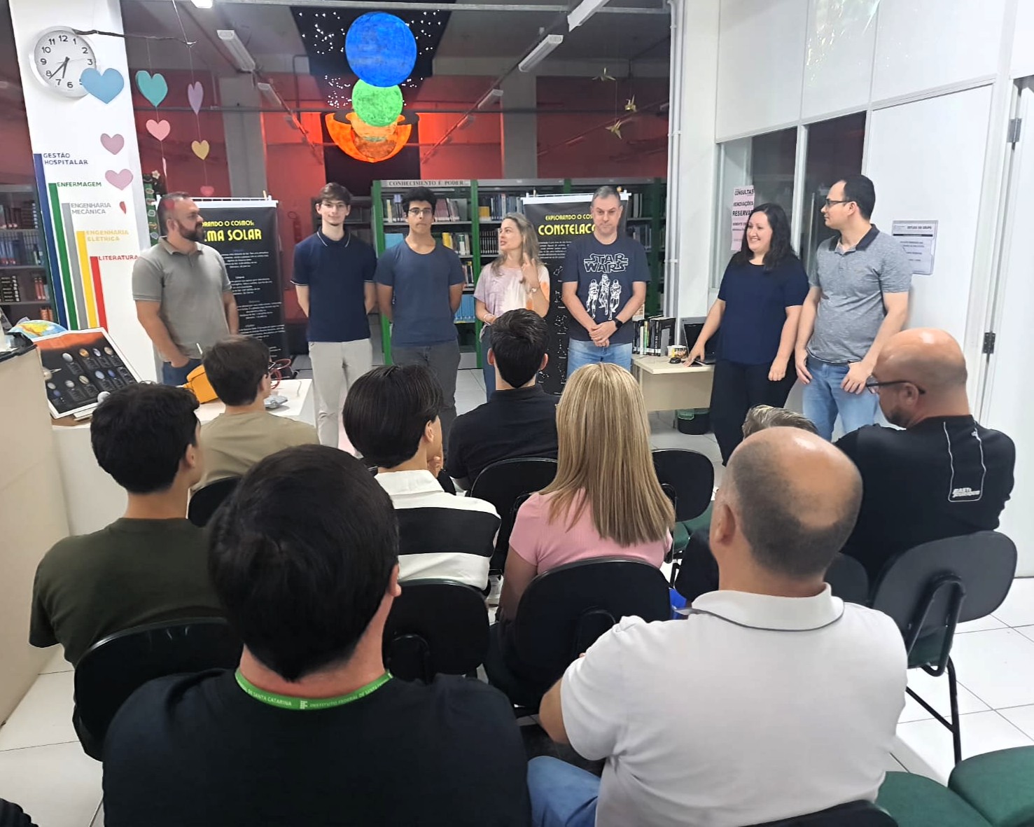 Lançamento do projeto Explorando o Cosmos na biblioteca do Câmpus Joinville