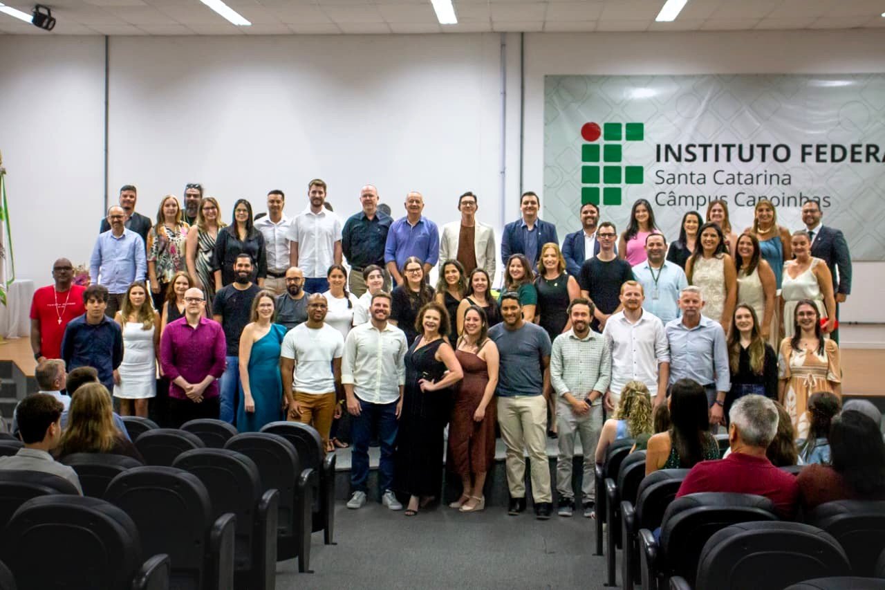 Agradecimento aos servidores do Câmpus Canoinhas