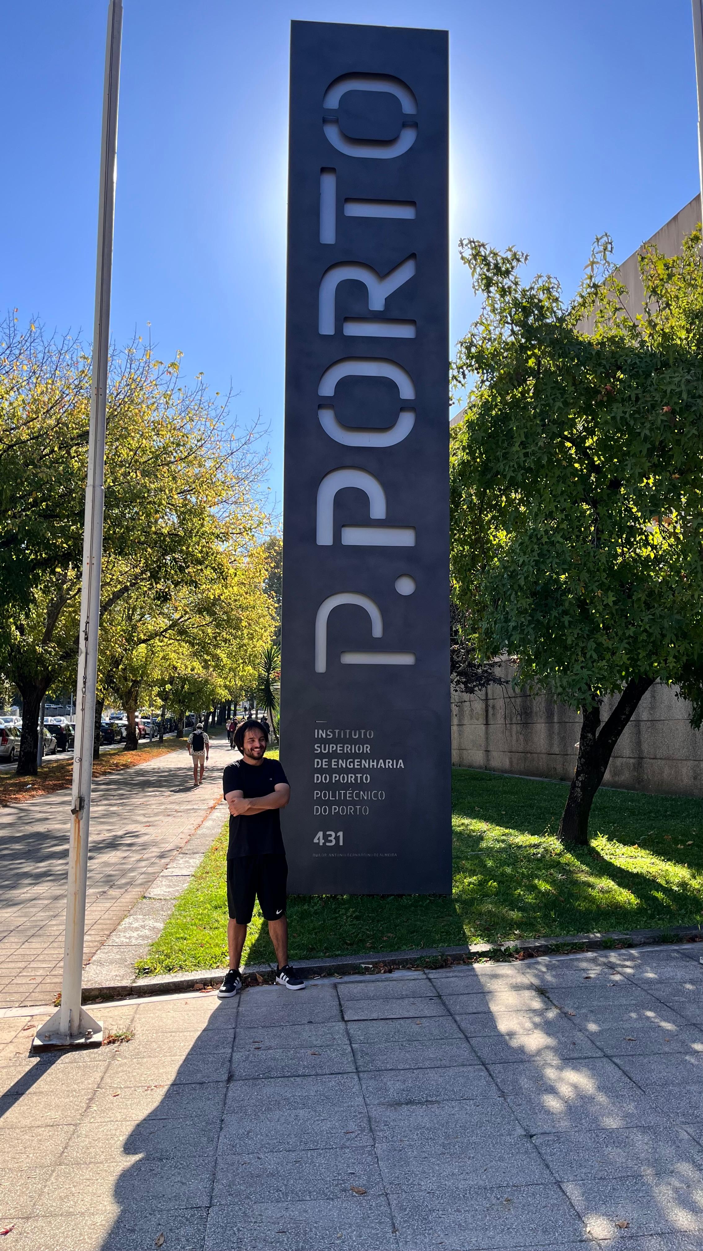 Marcus Vinícius da Silva Maluche é estudante de Engenharia Mecânica e participa do programa de Dupla Diplomação no Instituto Politécnico do Porto (IPP)