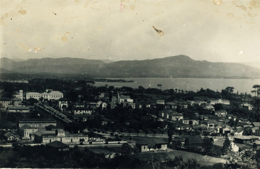 Foto 5 - Vista parcial do terreno (década de 1920)