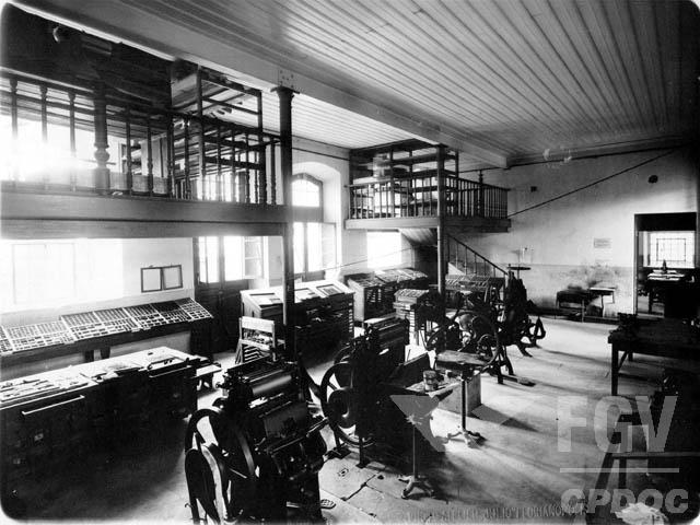 Foto 6 - Oficina de Tipografia (década de 1930)