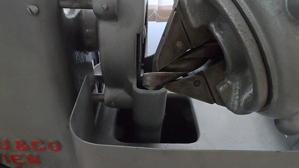 Máquina para afiar broca (3)